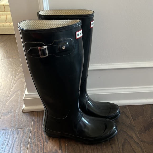 Hunter Boots - Picture 2 of 5